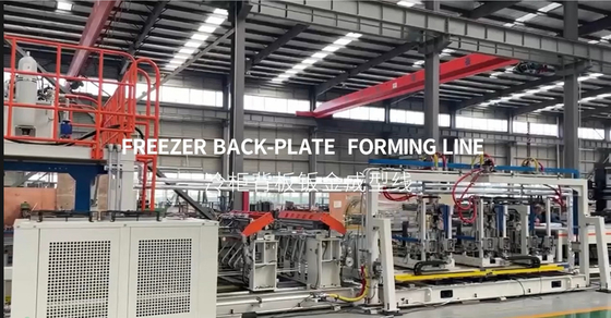 Linha de formação de placas traseiras de congelador